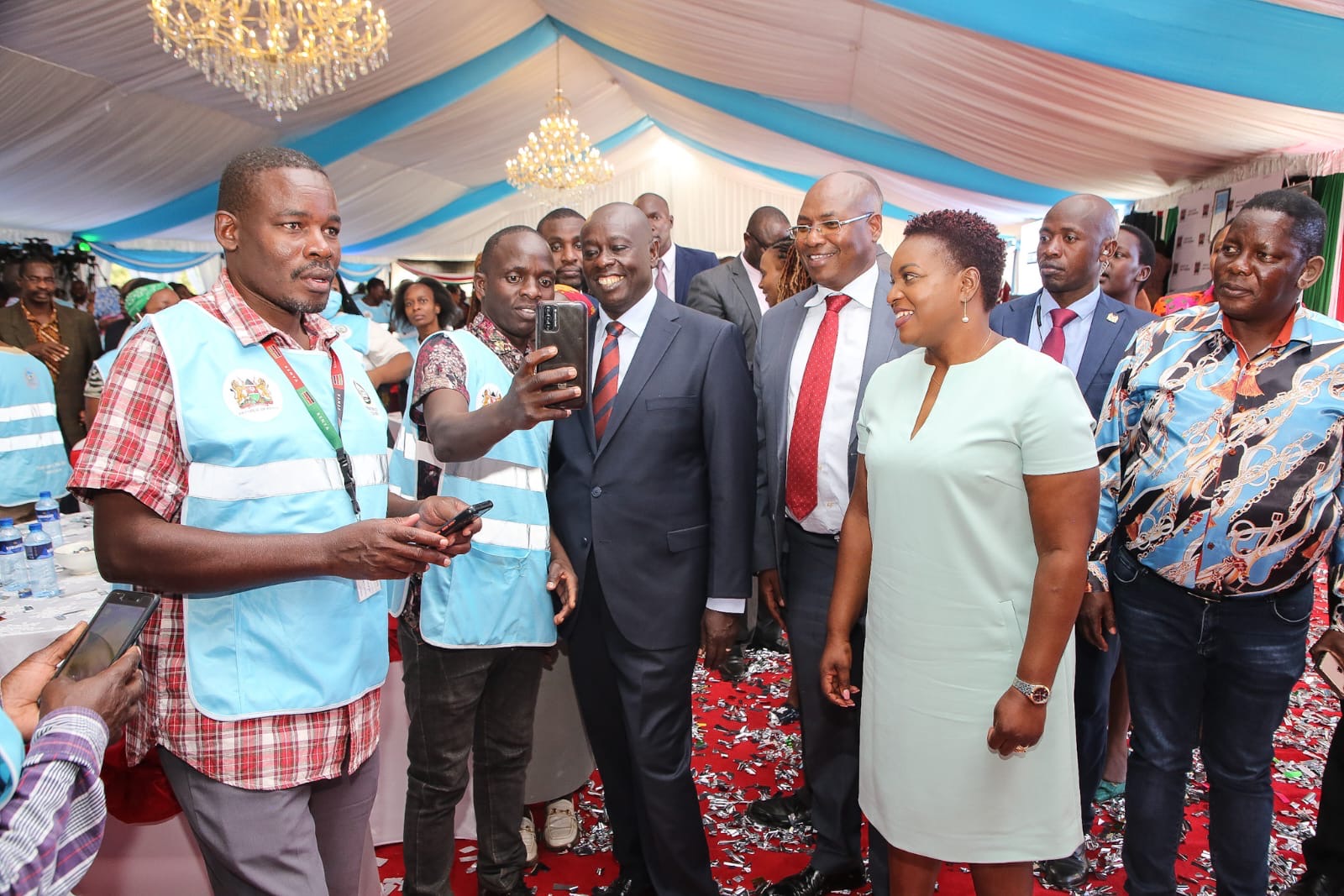 𝐆𝐨𝐯𝐞𝐫𝐧𝐦𝐞𝐧𝐭 𝐋𝐚𝐮𝐧𝐜𝐡𝐞𝐬 𝐊𝐬𝐡𝐬 𝟑 𝐁𝐢𝐥𝐥𝐢𝐨𝐧 𝐒𝐭𝐢𝐩𝐞𝐧𝐝 𝐏𝐚𝐲𝐦𝐞𝐧𝐭 𝐏𝐫𝐨𝐠𝐫𝐚𝐦 𝐟𝐨𝐫 𝐂𝐨𝐦𝐦𝐮𝐧𝐢𝐭𝐲 𝐇𝐞𝐚𝐥𝐭𝐡 𝐏𝐫𝐨𝐦𝐨𝐭𝐞𝐫𝐬 