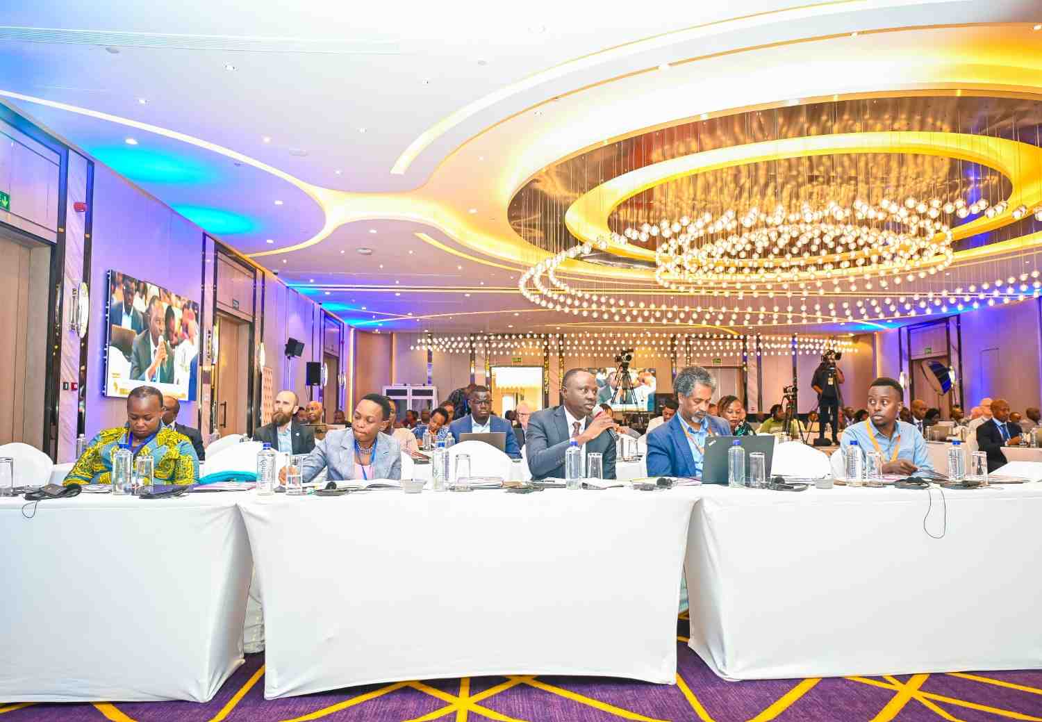 Nairobi Monday December 1, 2025 The Principal Secretary for Public Health and Professional Standards, Mary Muthoni, today joined other stakeholders during the opening of the Regional Policy Engagement Workshop on Policy Analysis for Sustainable and Healthy Foods in African Retail Markets (PASHFARM) in Nairobi.   The summit conducted under the theme, Retail Market Policies for Improved Nutrition and Health, brings together policymakers, researchers, and development partners to explore how retail food markets