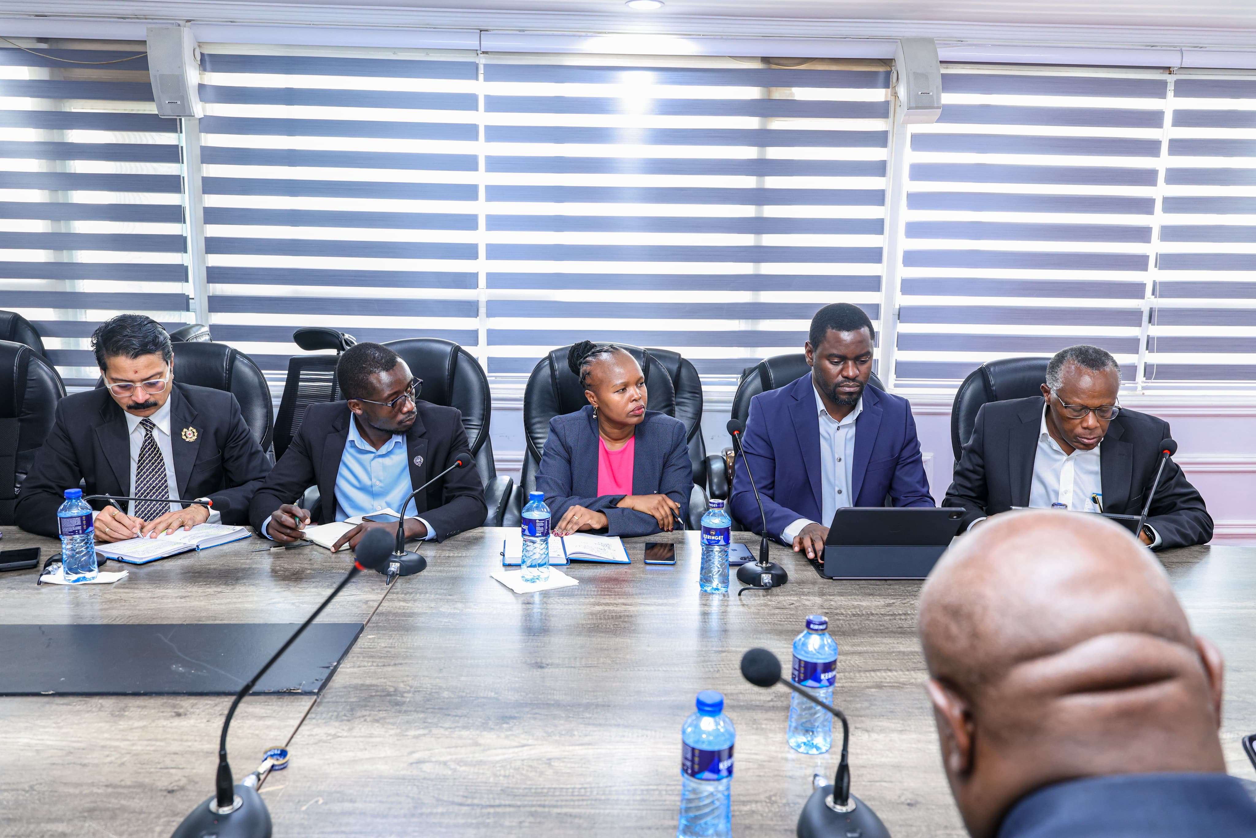 Government, Private Sector Deepen Collaboration to Advance Health Reforms