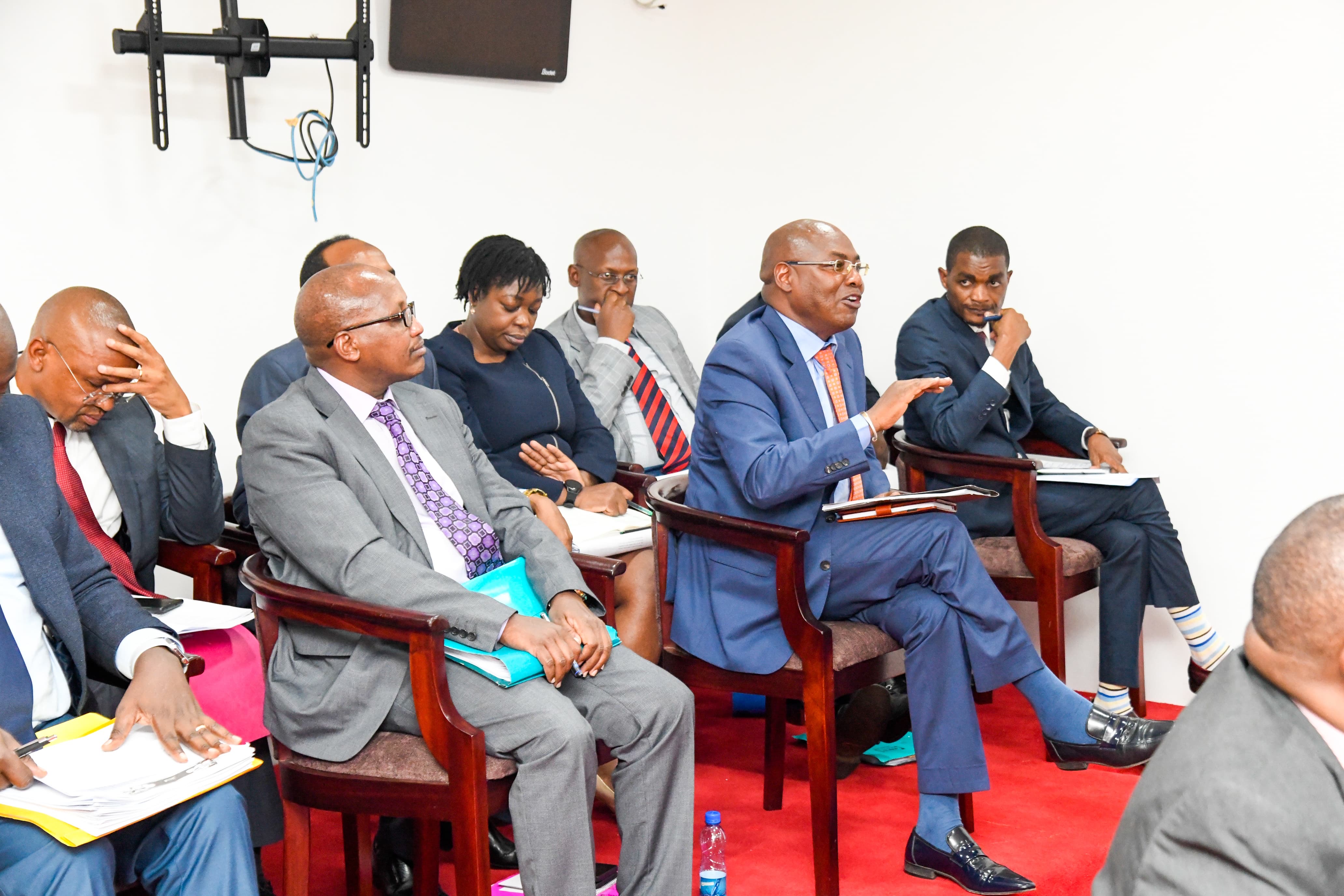 𝐂𝐒 𝐍𝐚𝐤𝐡𝐮𝐦𝐢𝐜𝐡𝐚 𝐔𝐫𝐠𝐞𝐬 𝐌𝐏𝐬 𝐭𝐨 𝐏𝐫𝐢𝐨𝐫𝐢𝐭𝐢𝐳𝐞 𝐇𝐞𝐚𝐥𝐭𝐡 𝐑𝐞𝐠𝐮𝐥𝐚𝐭𝐢𝐨𝐧 𝐅𝐮𝐧𝐝𝐢𝐧𝐠 