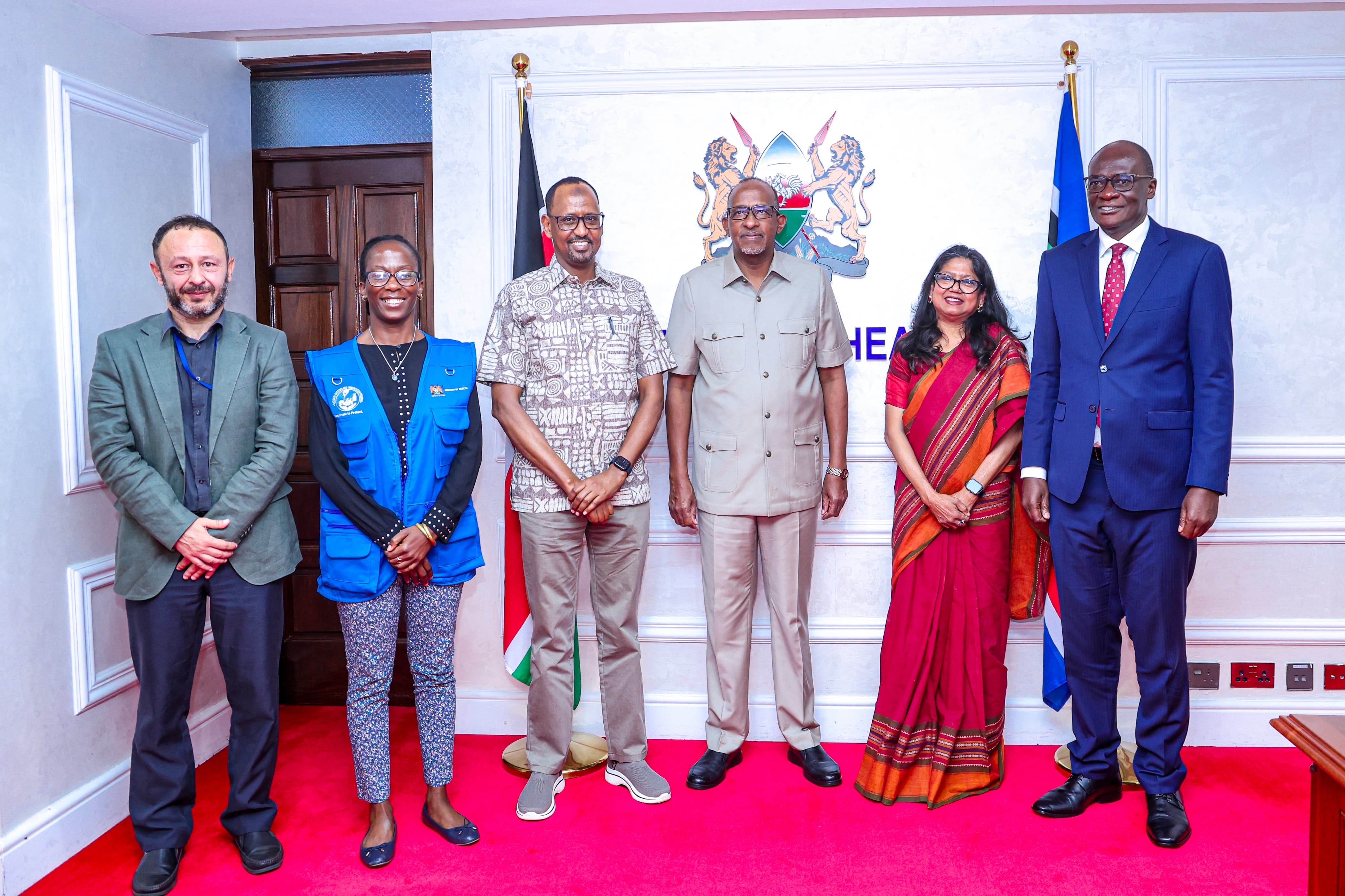 𝐍𝐚𝐢𝐫𝐨𝐛𝐢, 𝐊𝐞𝐧𝐲𝐚 - 𝐀𝐮𝐠𝐮𝐬𝐭 𝟐𝟗, 𝟐𝟎𝟐𝟓 - Health Cabinet Secretary Hon. Aden Duale today hosted a delegation from the United Nations Children’s Fund (UNICEF) led by Ms. Shaheen Nilofer for a strategic engagement on the Health Facility Solar Electrification (HFSE) initiative.  First unveiled during the World Health Assembly in Geneva, the programme seeks to solarise 2,000 health facilities in its initial phase, with the potential to scale up to 4,000. Priority will be given to primary health