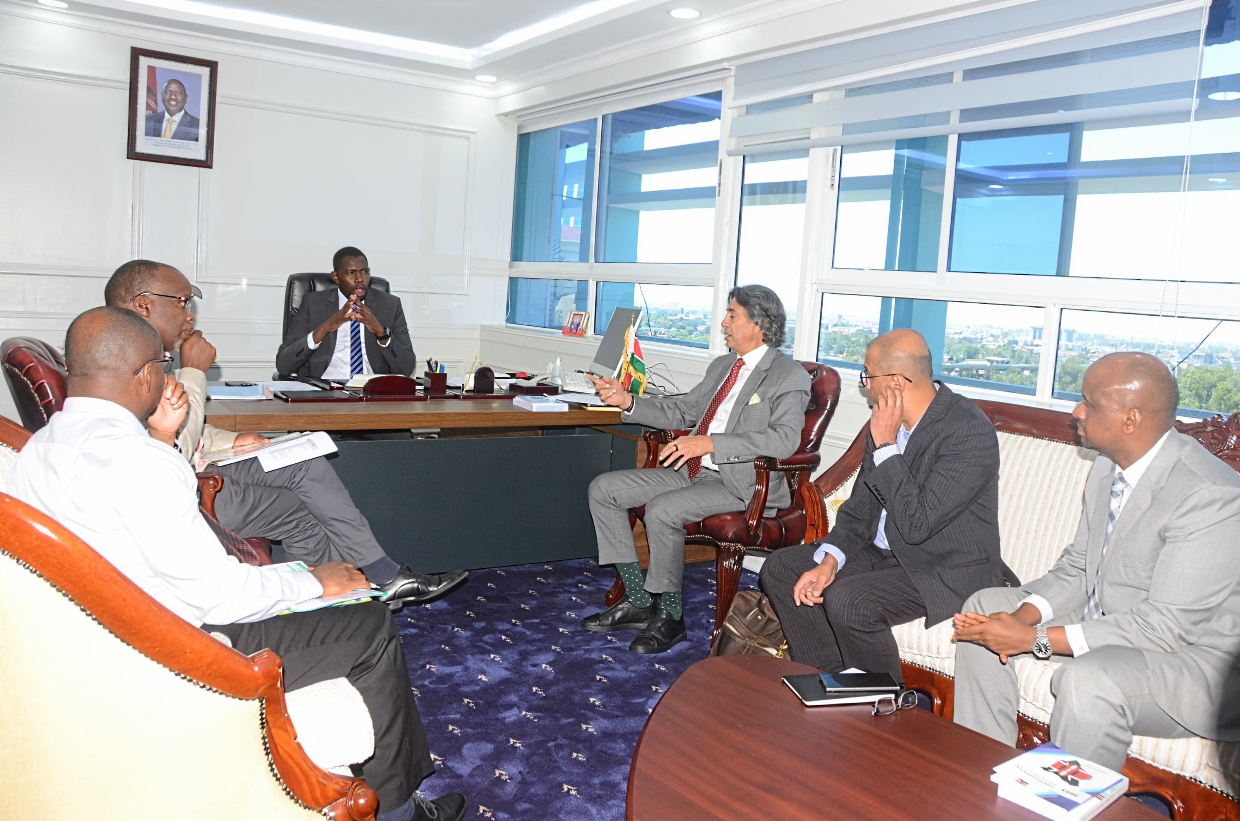FKPM Delegation Meets Health PS to Advance Local Pharmaceutical Manufacturing