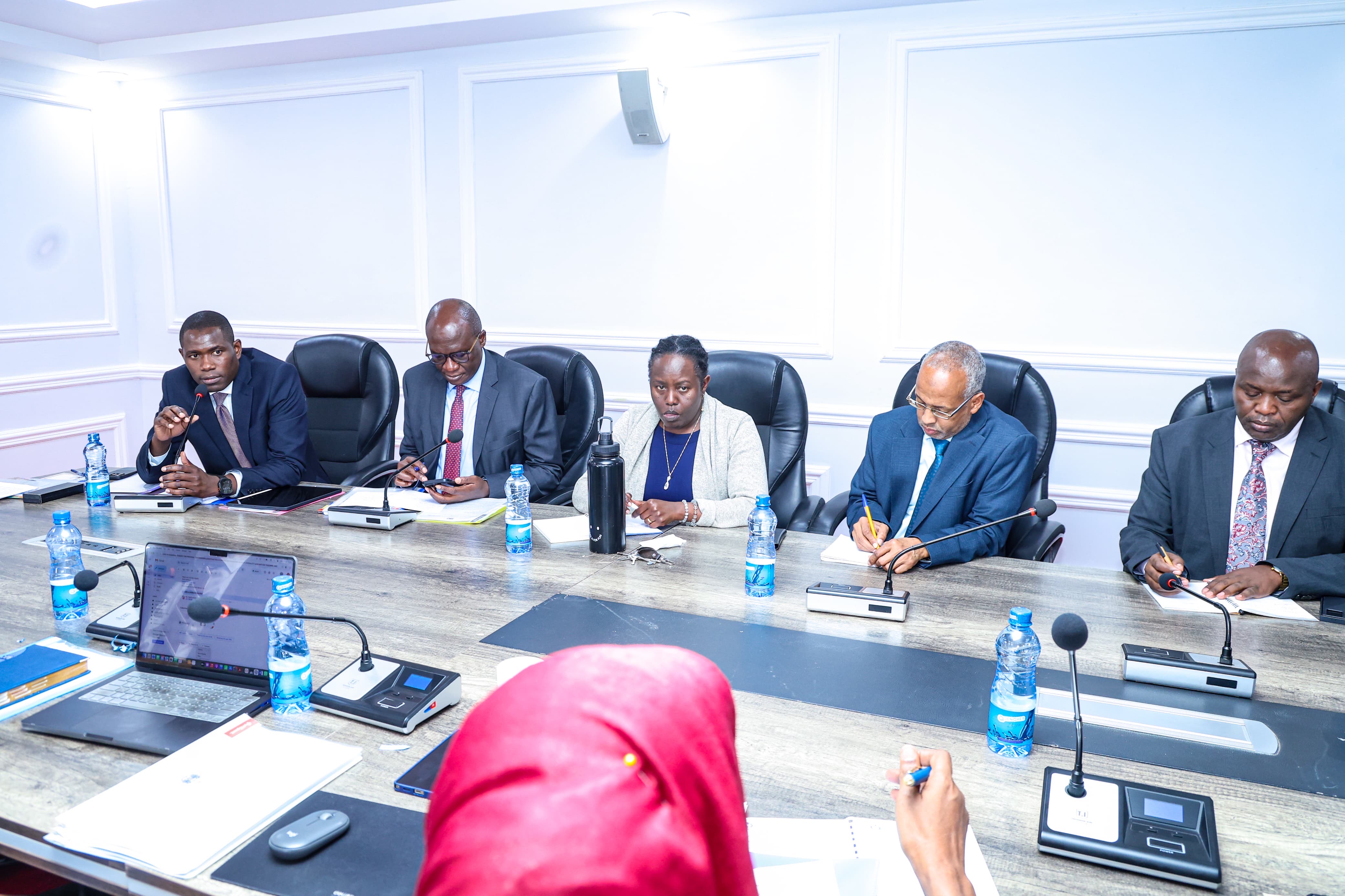 Health CS Duale Calls for Urgent Reforms in Referral Hospitals Following KNH Breach