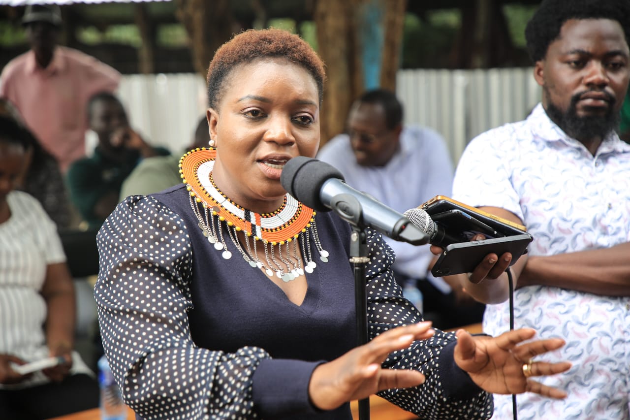 𝐇𝐞𝐚𝐥𝐭𝐡 𝐂𝐚𝐛𝐢𝐧𝐞𝐭 𝐒𝐞𝐜𝐫𝐞𝐭𝐚𝐫𝐲 𝐋𝐞𝐚𝐝𝐬 𝐅𝐥𝐨𝐨𝐝 𝐑𝐞𝐥𝐢𝐞𝐟 𝐄𝐟𝐟𝐨𝐫𝐭𝐬 𝐚𝐧𝐝 𝐄𝐱𝐭𝐞𝐧𝐝𝐬 𝐒𝐮𝐩𝐩𝐨𝐫𝐭 𝐭𝐨 𝐅𝐥𝐨𝐨𝐝-𝐀𝐟𝐟𝐞𝐜𝐭𝐞𝐝 𝐂𝐨𝐦𝐦𝐮𝐧𝐢𝐭𝐢𝐞𝐬 𝐢𝐧 𝐌𝐞𝐫𝐮 𝐚𝐧𝐝 𝐈𝐬𝐢𝐨𝐥𝐨 𝐂𝐨𝐮𝐧𝐭𝐢𝐞𝐬