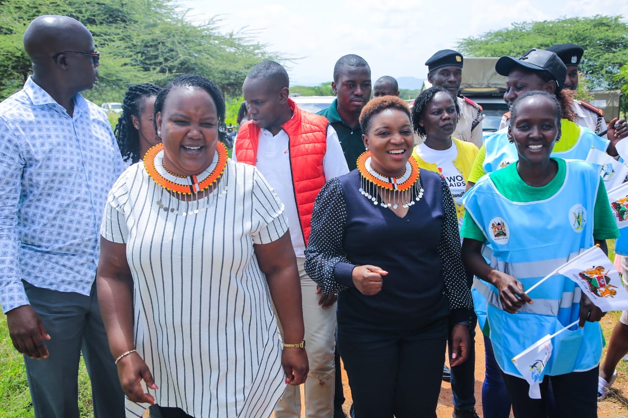 𝐇𝐞𝐚𝐥𝐭𝐡 𝐂𝐚𝐛𝐢𝐧𝐞𝐭 𝐒𝐞𝐜𝐫𝐞𝐭𝐚𝐫𝐲 𝐋𝐞𝐚𝐝𝐬 𝐅𝐥𝐨𝐨𝐝 𝐑𝐞𝐥𝐢𝐞𝐟 𝐄𝐟𝐟𝐨𝐫𝐭𝐬 𝐚𝐧𝐝 𝐄𝐱𝐭𝐞𝐧𝐝𝐬 𝐒𝐮𝐩𝐩𝐨𝐫𝐭 𝐭𝐨 𝐅𝐥𝐨𝐨𝐝-𝐀𝐟𝐟𝐞𝐜𝐭𝐞𝐝 𝐂𝐨𝐦𝐦𝐮𝐧𝐢𝐭𝐢𝐞𝐬 𝐢𝐧 𝐌𝐞𝐫𝐮 𝐚𝐧𝐝 𝐈𝐬𝐢𝐨𝐥𝐨 𝐂𝐨𝐮𝐧𝐭𝐢𝐞𝐬