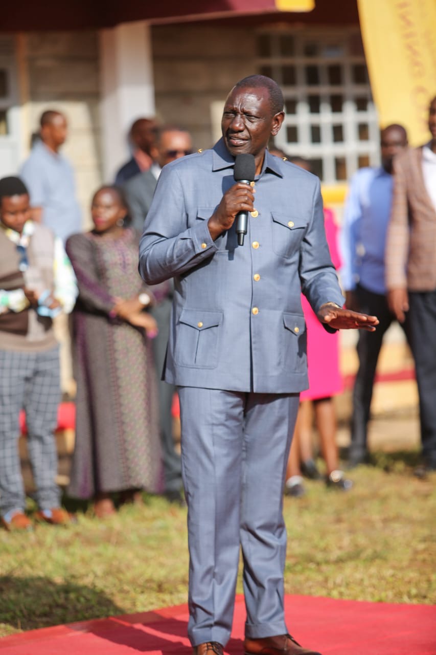 𝐏𝐫𝐞𝐬𝐢𝐝𝐞𝐧𝐭 𝐑𝐮𝐭𝐨 𝐈𝐧𝐚𝐮𝐠𝐮𝐫𝐚𝐭𝐞𝐬 𝐊𝐚𝐧𝐠𝐞𝐦𝐚 𝐊𝐌𝐓𝐂 𝐂𝐚𝐦𝐩𝐮𝐬 