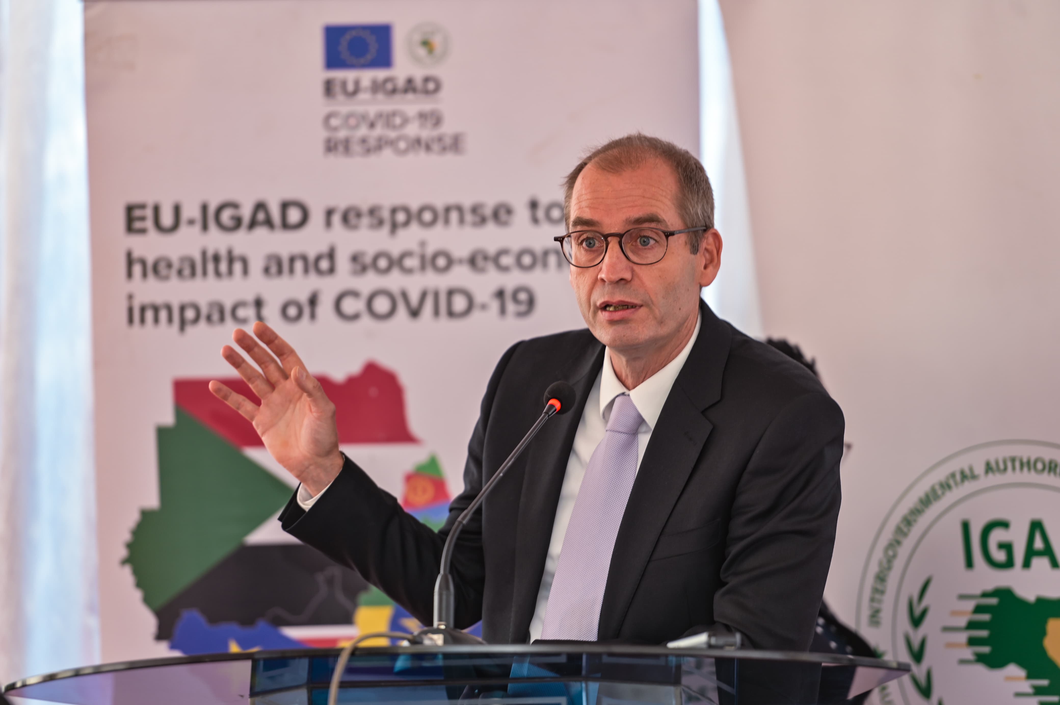 Ministry of Health Receives Mobile Laboratory Donation to Enhance Healthcare Accessibility