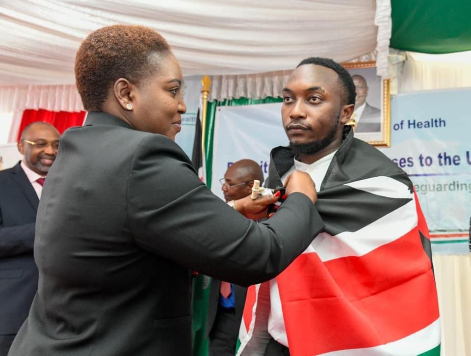 𝐂𝐚𝐛𝐢𝐧𝐞𝐭 𝐒𝐞𝐜𝐫𝐞𝐭𝐚𝐫𝐲 𝐂𝐨𝐦𝐦𝐞𝐧𝐝𝐬 𝐊𝐞𝐧𝐲𝐚𝐧 𝐍𝐮𝐫𝐬𝐞𝐬 𝐟𝐨𝐫 𝐄𝐱𝐞𝐦𝐩𝐥𝐚𝐫𝐲 𝐃𝐞𝐝𝐢𝐜𝐚𝐭𝐢𝐨𝐧 𝐨𝐧 𝐈𝐧𝐭𝐞𝐫𝐧𝐚𝐭𝐢𝐨𝐧𝐚𝐥 𝐇𝐞𝐚𝐥𝐭𝐡𝐜𝐚𝐫𝐞 𝐌𝐢𝐬𝐬𝐢𝐨𝐧 