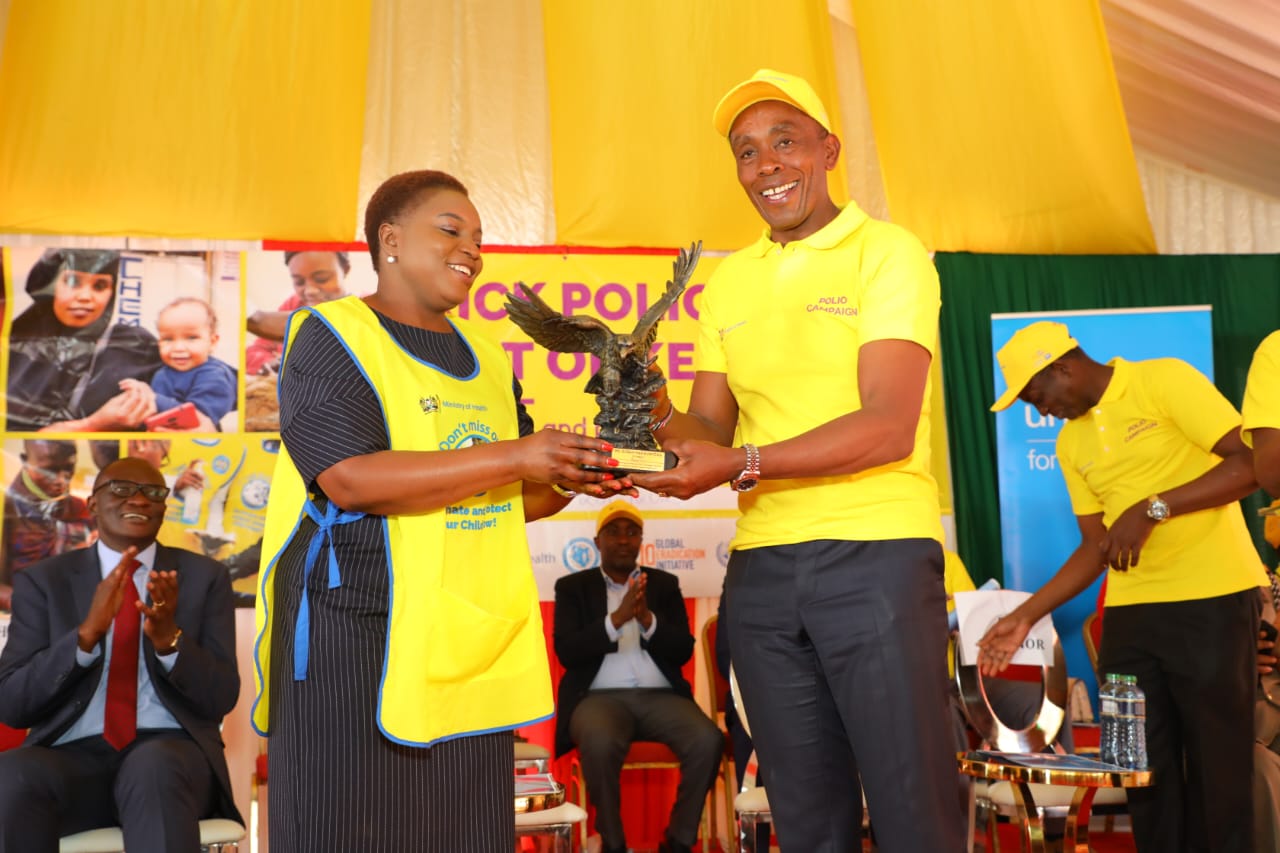 𝐂𝐚𝐛𝐢𝐧𝐞𝐭 𝐒𝐞𝐜𝐫𝐞𝐭𝐚𝐫𝐲 𝐟𝐨𝐫 𝐇𝐞𝐚𝐥𝐭𝐡 𝐋𝐚𝐮𝐧𝐜𝐡𝐞𝐬 𝐍𝐚𝐭𝐢𝐨𝐧𝐚𝐥 𝐄𝐦𝐞𝐫𝐠𝐞𝐧𝐜𝐲 𝐏𝐨𝐥𝐢𝐨 𝐕𝐚𝐜𝐜𝐢𝐧𝐚𝐭𝐢𝐨𝐧 𝐂𝐚𝐦𝐩𝐚𝐢𝐠𝐧