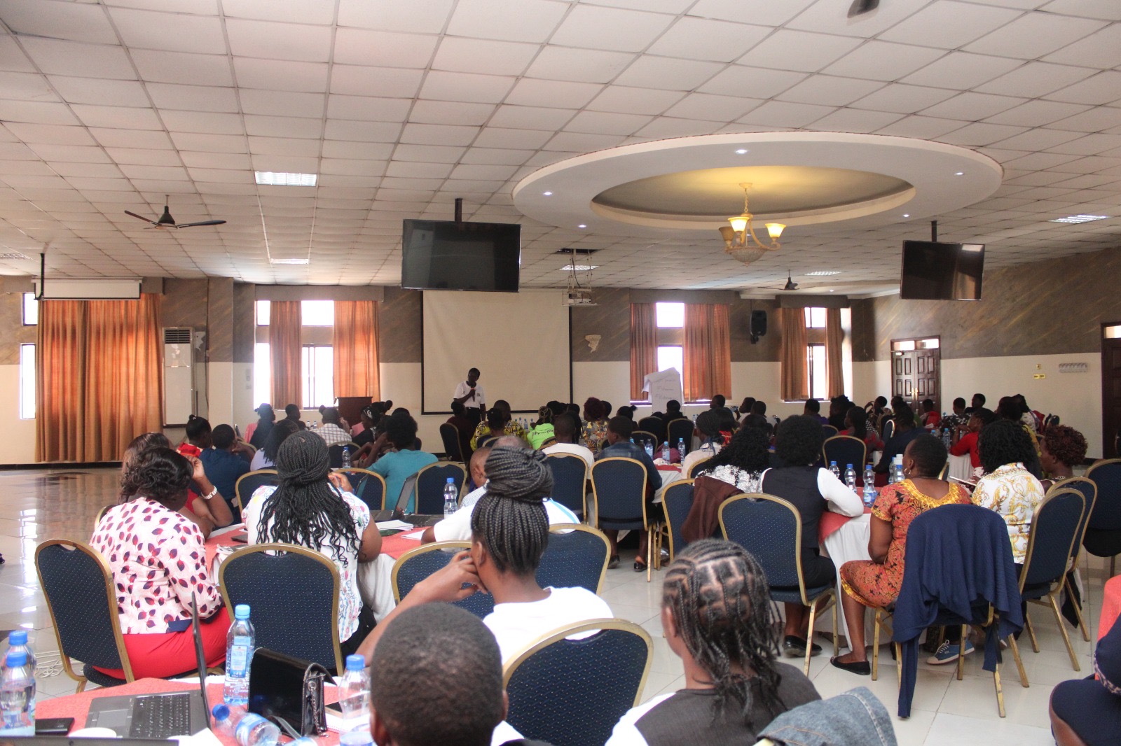 𝐄𝐦𝐛𝐫𝐚𝐜𝐢𝐧𝐠 𝐂𝐨𝐦𝐦𝐮𝐧𝐢𝐭𝐲 𝐍𝐞𝐭𝐰𝐨𝐫𝐤𝐬 𝐭𝐨 𝐄𝐧𝐬𝐮𝐫𝐞 𝐍𝐨 𝐂𝐡𝐢𝐥𝐝 𝐀𝐜𝐪𝐮𝐢𝐫𝐞𝐬 𝐇𝐈𝐕: 𝐓𝐡𝐞 𝐊𝐞𝐧𝐲𝐚 𝐌𝐞𝐧𝐭𝐨𝐫 𝐌𝐨𝐭𝐡𝐞𝐫 𝐏𝐫𝐨𝐠𝐫𝐚𝐦 (𝐊𝐌𝐌𝐏)