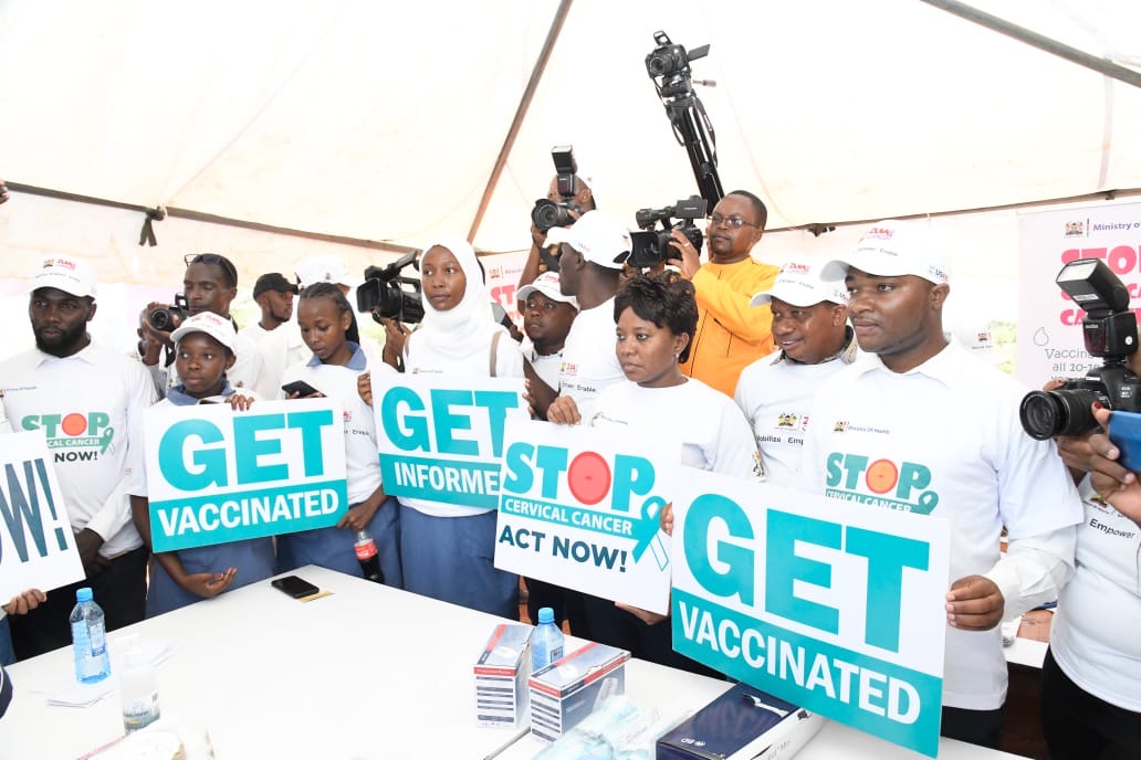 𝐇𝐞𝐚𝐥𝐭𝐡 𝐂𝐒 𝐄𝐦𝐩𝐡𝐚𝐬𝐢𝐳𝐞𝐬 𝐔𝐫𝐠𝐞𝐧𝐭 𝐂𝐨𝐥𝐥𝐞𝐜𝐭𝐢𝐯𝐞 𝐀𝐜𝐭𝐢𝐨𝐧 𝐭𝐨 𝐂𝐨𝐦𝐛𝐚𝐭 𝐂𝐚𝐧𝐜𝐞𝐫 𝐓𝐡𝐫𝐞𝐚𝐭