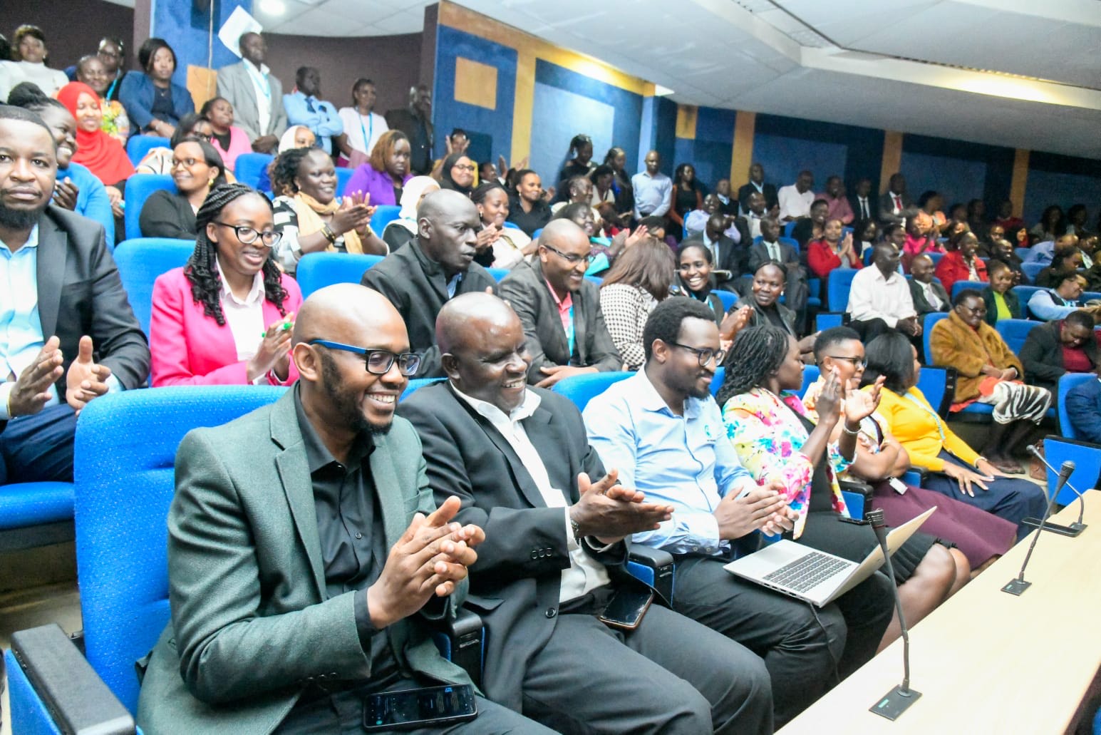 𝐇𝐞𝐚𝐥𝐭𝐡 𝐂𝐚𝐛𝐢𝐧𝐞𝐭 𝐒𝐞𝐜𝐫𝐞𝐭𝐚𝐫𝐲 𝐏𝐫𝐢𝐨𝐫𝐢𝐭𝐢𝐳𝐞𝐬 𝐒𝐦𝐨𝐨𝐭𝐡 𝐇𝐞𝐚𝐥𝐭𝐡𝐜𝐚𝐫𝐞 𝐓𝐫𝐚𝐧𝐬𝐢𝐭𝐢𝐨𝐧 𝐚𝐧𝐝 𝐄𝐪𝐮𝐚𝐥𝐢𝐭𝐲 𝐚𝐭 𝐍𝐇𝐈𝐅 𝐓𝐨𝐰𝐧 𝐇𝐚𝐥𝐥