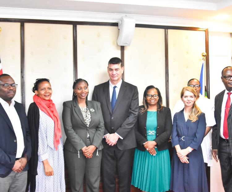 Meeting With Global Fund Country Team to Review Mission Recommendations 