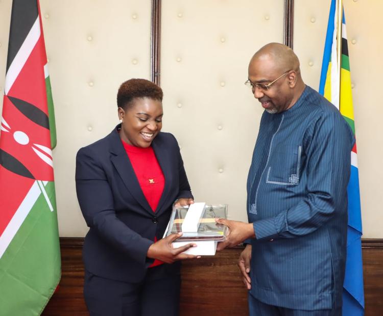 𝐖𝐇𝐎 𝐃𝐨𝐧𝐚𝐭𝐞𝐬 𝐓𝐚𝐛𝐥𝐞𝐭𝐬 𝐭𝐨 𝐊𝐞𝐧𝐲𝐚'𝐬 𝐌𝐢𝐧𝐢𝐬𝐭𝐫𝐲 𝐨𝐟 𝐇𝐞𝐚𝐥𝐭𝐡 𝐟𝐨𝐫 𝐄𝐧𝐡𝐚𝐧𝐜𝐞𝐝 𝐓𝐞𝐜𝐡𝐧𝐢𝐜𝐚𝐥 𝐂𝐨𝐨𝐫𝐝𝐢𝐧𝐚𝐭𝐢𝐨𝐧 𝐚𝐧𝐝 𝐃𝐚𝐭𝐚 𝐒𝐭𝐫𝐞𝐧𝐠𝐭𝐡𝐞𝐧𝐢𝐧𝐠 𝐄𝐟𝐟𝐨𝐫𝐭𝐬 