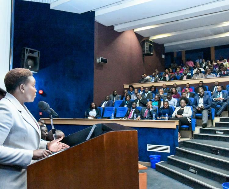 𝐇𝐞𝐚𝐥𝐭𝐡 𝐂𝐚𝐛𝐢𝐧𝐞𝐭 𝐒𝐞𝐜𝐫𝐞𝐭𝐚𝐫𝐲 𝐏𝐫𝐢𝐨𝐫𝐢𝐭𝐢𝐳𝐞𝐬 𝐒𝐦𝐨𝐨𝐭𝐡 𝐇𝐞𝐚𝐥𝐭𝐡𝐜𝐚𝐫𝐞 𝐓𝐫𝐚𝐧𝐬𝐢𝐭𝐢𝐨𝐧 𝐚𝐧𝐝 𝐄𝐪𝐮𝐚𝐥𝐢𝐭𝐲 𝐚𝐭 𝐍𝐇𝐈𝐅 𝐓𝐨𝐰𝐧 𝐇𝐚𝐥𝐥