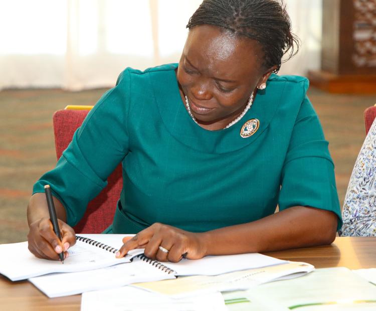 Ministry of Health Collaborates with Council of Governors to Enhance Medical Equipment Services