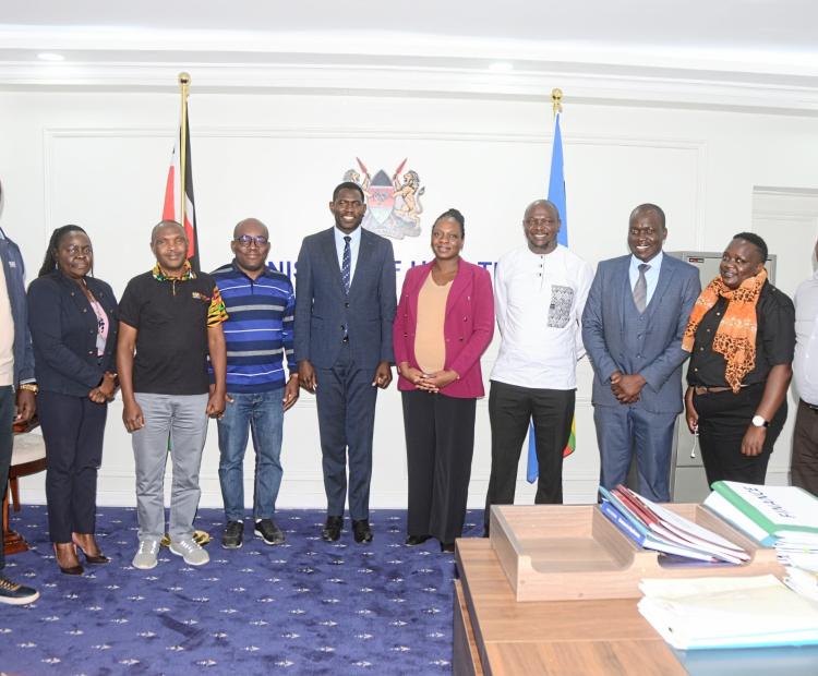 PS Oluga Chairs Meeting on Urology Centre Project